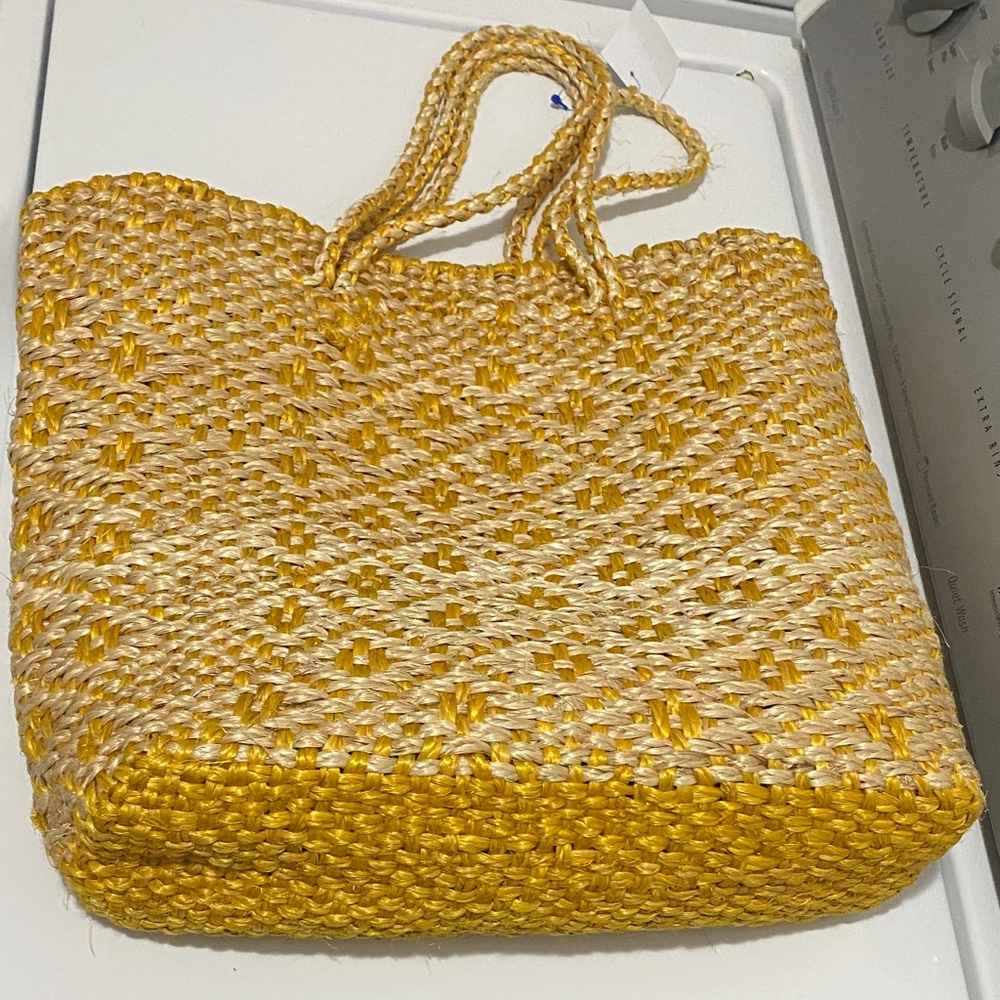 Woven Straw Tote Bag in Yellow and Cream - Lightweight Beach & Market Bag